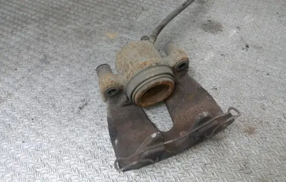 Volvo V50 Front brake caliper