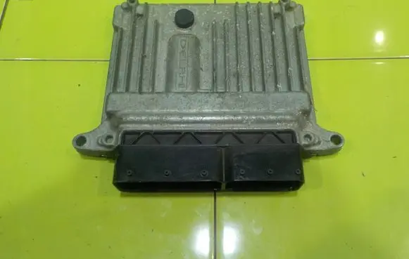 Mercedes-Benz C W204 Engine control unit/module A6461502734