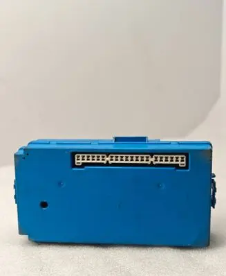 Mitsubishi Pajero Fuse module MR445952 G8C500M 128V85C