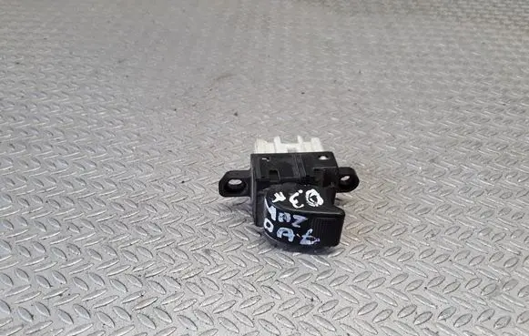 Mazda 6 Electric window control switch