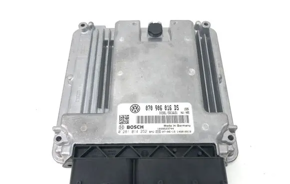 Volkswagen Transporter - Caravelle T5 Engine control unit/module 070906016DS 0281014252 1039S23744