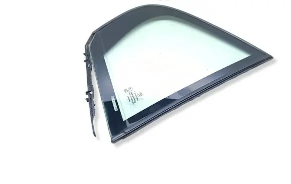 BMW 3 E90 E91 Rear vent window glass E143R001582 AS2