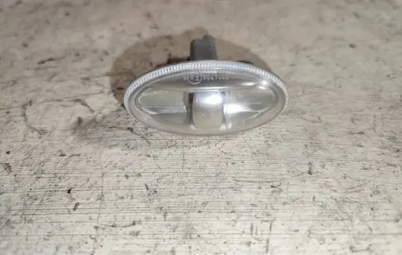 Citroen C5 Front fender indicator light 9680057480