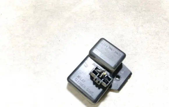 Subaru Forester SF Other control units/modules 3300120517 33001-20517