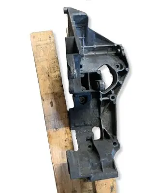 Volkswagen Golf IV Generator/alternator bracket 038903143H