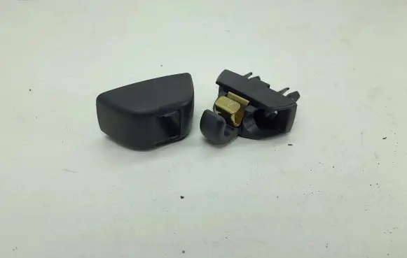 Sun visor clip/hook/bracket