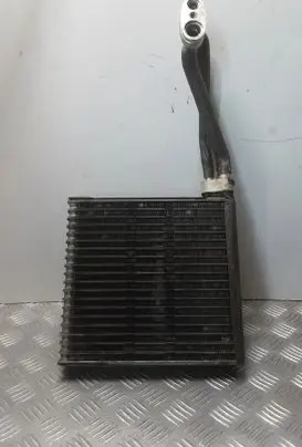 Air conditioning (A/C) radiator (interior)