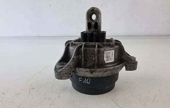 BMW 5 F10 F11 Engine mount bracket 7935149 200818