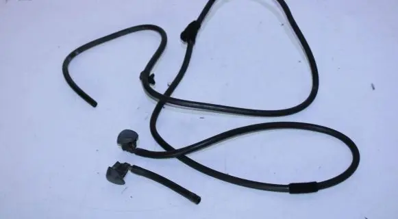 Fiat Tipo Windshield washer spray nozzle 