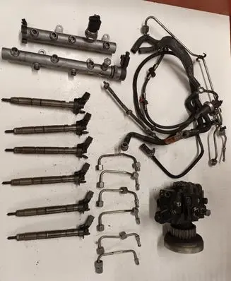 Volkswagen Touareg I Fuel injection system set 059130277AH 0445115052 059130090