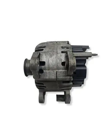 Volkswagen Golf V Generator/alternator 03C903023B