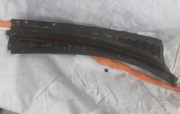 KIA Carnival Wiper trim 861604D000