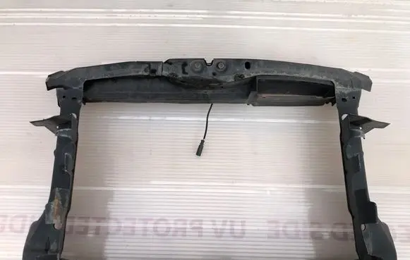 Skoda Octavia Mk2 (1Z) Radiator support slam panel
