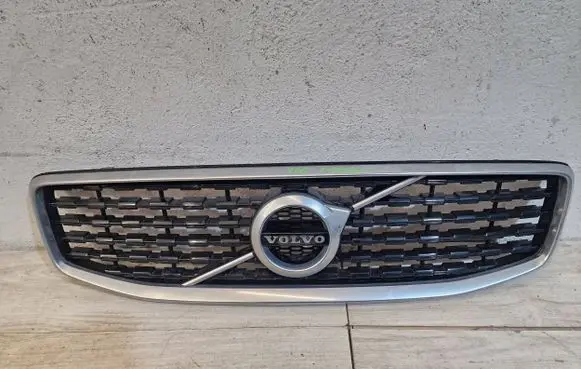 Volvo V60 Front grill 32132221