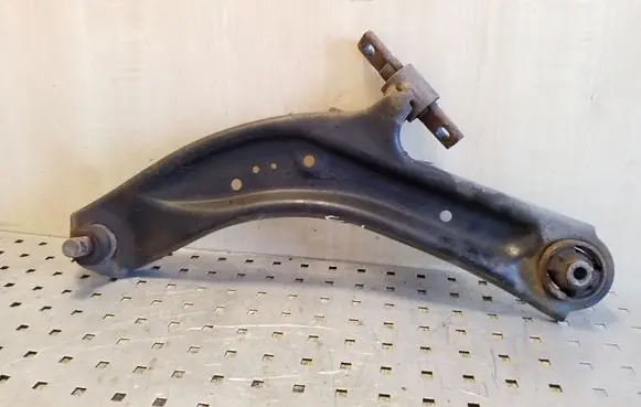 Nissan X-Trail T32 Front lower control arm/wishbone