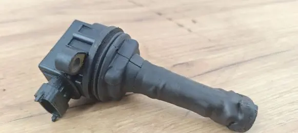 Volvo XC70 High voltage ignition coil 9125601