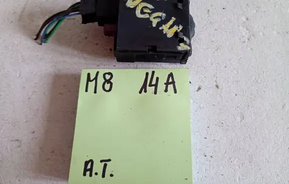 Renault Megane I Headlight level height control switch 7700841235
