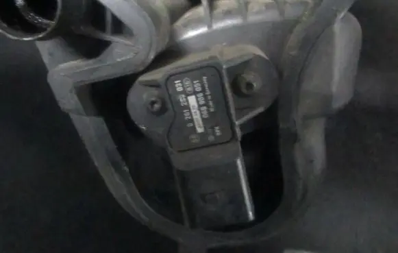 Volkswagen Cross Polo Air pressure sensor 06b906051 0261230031