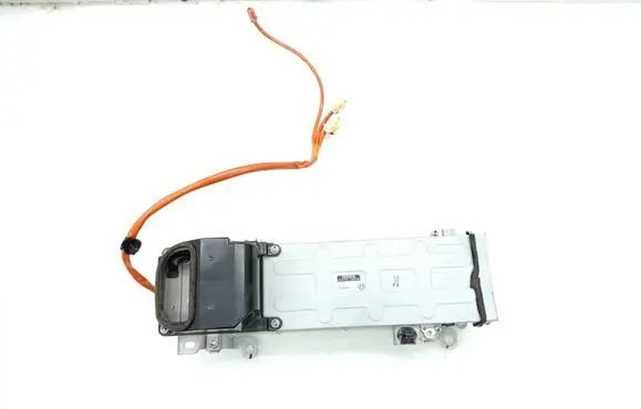 Lexus GS 300 350 430 450H Voltage converter inverter G927030020