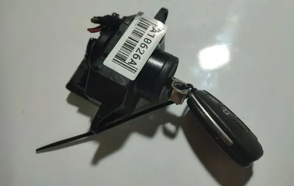 Audi A6 S6 C6 4F Ignition lock 4F0909131