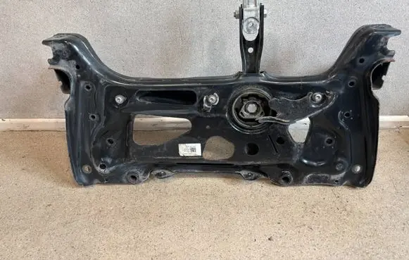 Volkswagen Golf VIII Front subframe 5WA199315E