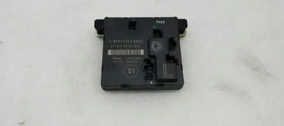 Mercedes-Benz E W211 Door control unit/module A2118704026