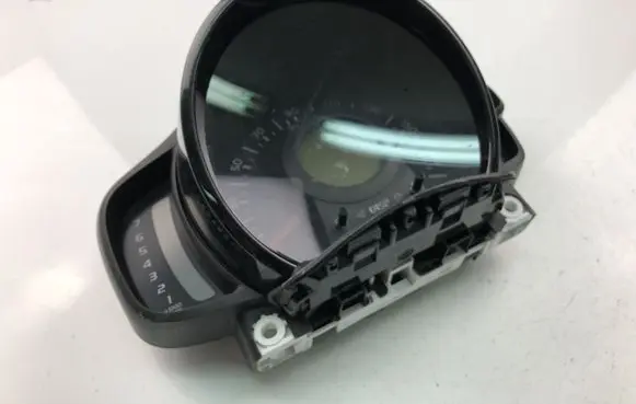 Toyota Aygo AB10 Speedometer (instrument cluster) 69342490U