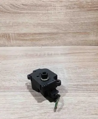 Ford C-MAX II Air flap motor/actuator 3M5H19E616AB