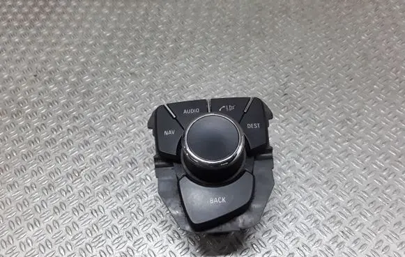 Opel Insignia A Head unit multimedia control 13310070