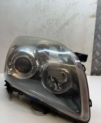 Toyota Avensis T250 Headlight/headlamp 35109
