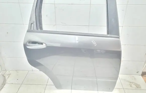 Fiat Croma Rear door