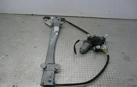 Renault Twingo II Front door window regulator with motor 400957C 0957