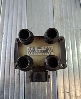 Ford Fiesta High voltage ignition coil 928F12029CA 12V80120A