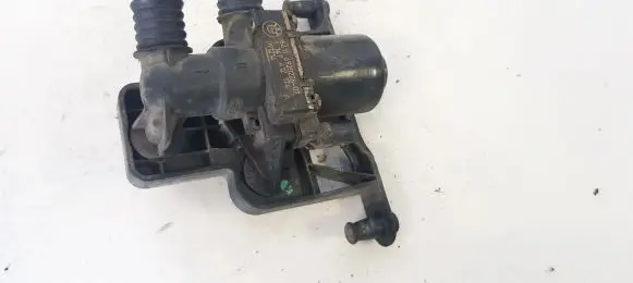 BMW 5 E60 E61 Coolant heater control valve 1147412174 1147412174a