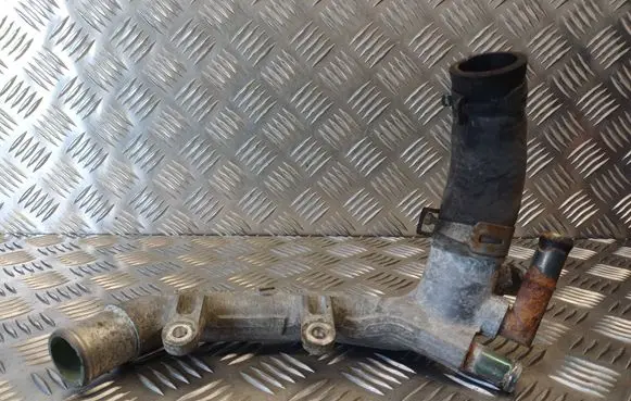 Suzuki Grand Vitara II Engine coolant pipe/hose SZM0831