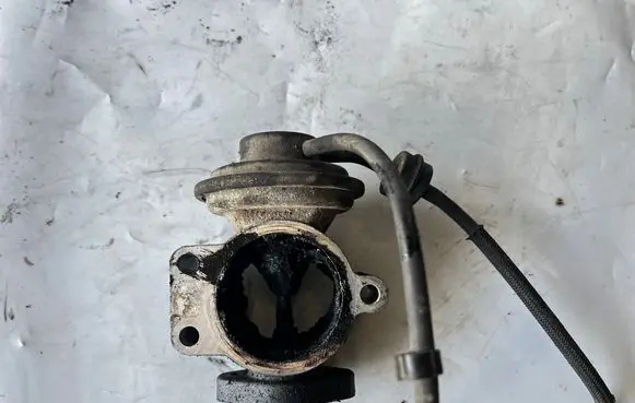 Toyota Land Cruiser (J120) EGR valve 2580030010 1013970660