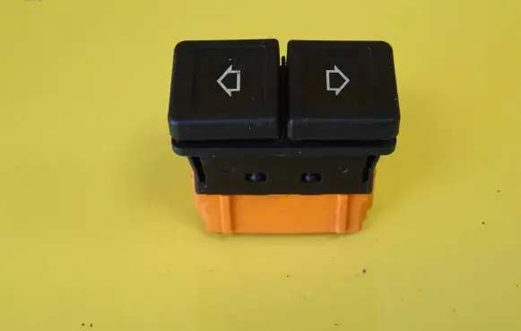Citroen Xsara Picasso Electric window control switch