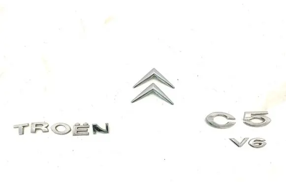 Citroen C5 Manufacturers badge/model letters 