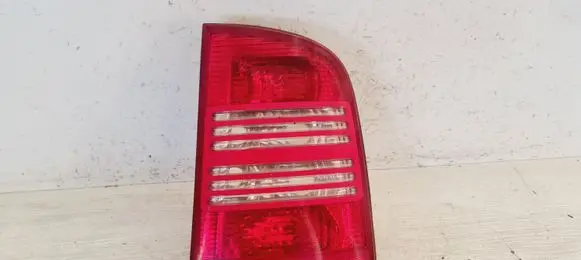 Skoda Octavia Mk1 (1U) Rear/tail lights 1U9945096 1U9945112