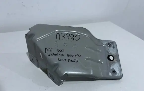 Fiat 500 Fender mounting bracket