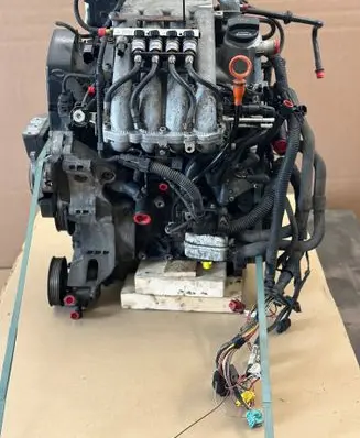 Volkswagen Transporter - Caravelle T5 Engine