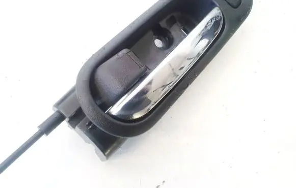 Mazda CX-7 Front door interior handle
