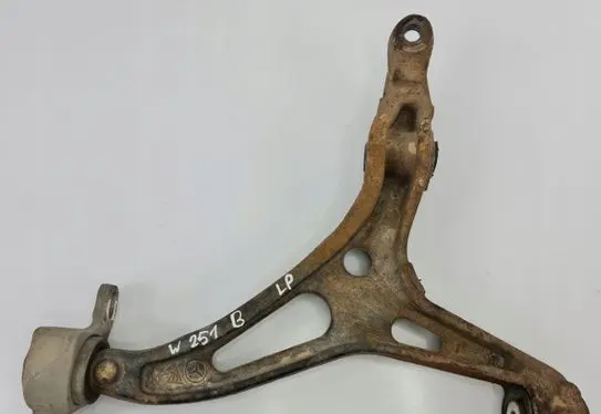 Mercedes-Benz R W251 Front lower control arm/wishbone