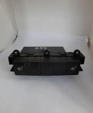 Mercedes-Benz A W169 Seat heating switch 1698208510