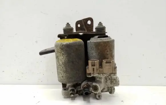 Toyota Prius c ABS Pump 4707052010