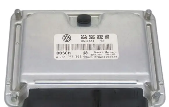 Volkswagen New Beetle Engine control unit/module 06A906032HG