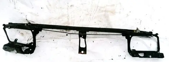 Renault Laguna I Radiator support slam panel