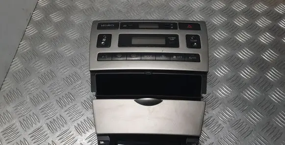 Toyota Corolla E120 E130 Climate control unit 8865013050 1773007221
