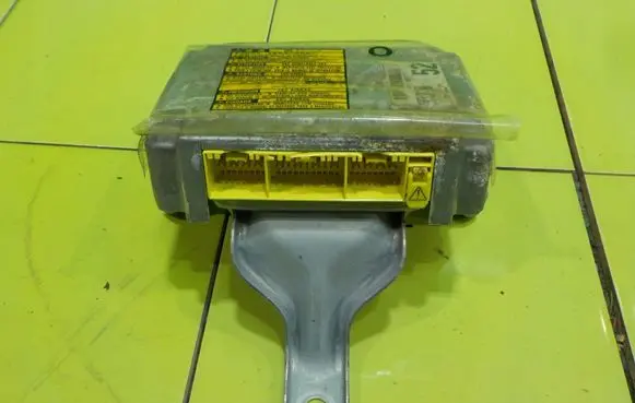 Lexus RX 300 Other control units/modules 1523006411 STERUJACY