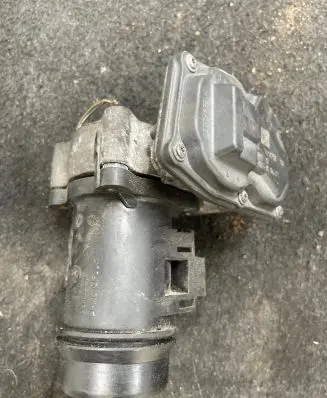 BMW 5 F10 F11 Throttle valve 10378517 7810752